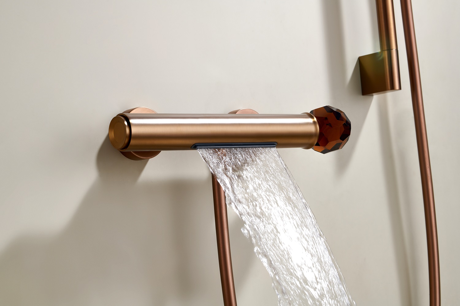 نظام دش حمام بوظيفتين مع رأس د - مراجعة Shower Head Rain وسعره
